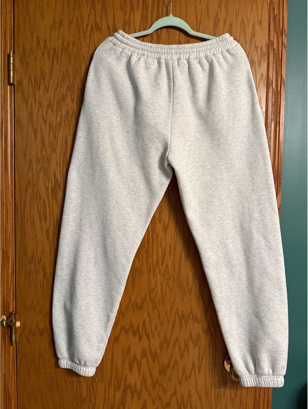 White Fox Project 5 Fleece Jogger Sweatpants Gray Women’s Size M Cozy Lounge - Picture 4 of 6